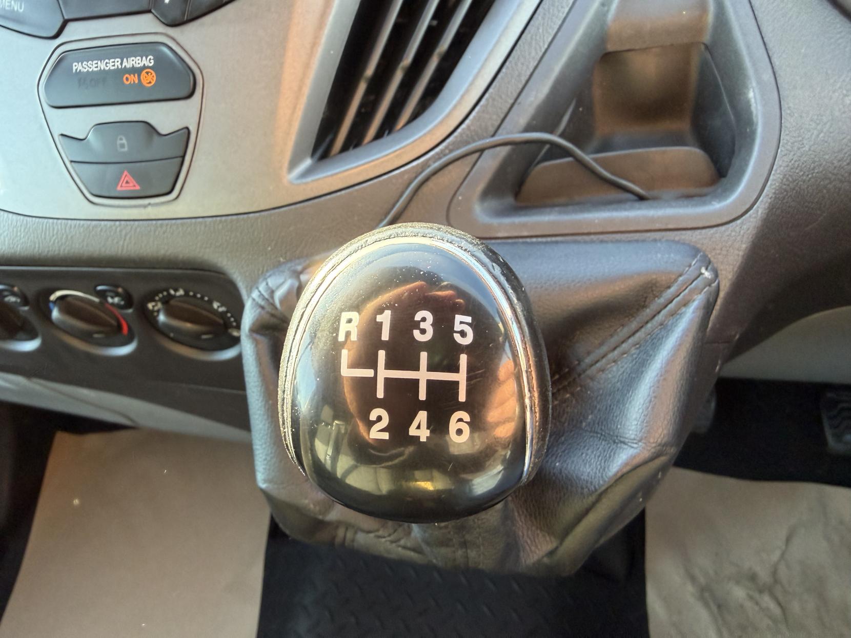 Ford Transit Custom 2.2 TDCi 290 Panel Van 5dr Diesel Manual L1 H1 (186 g/km, 98 bhp)