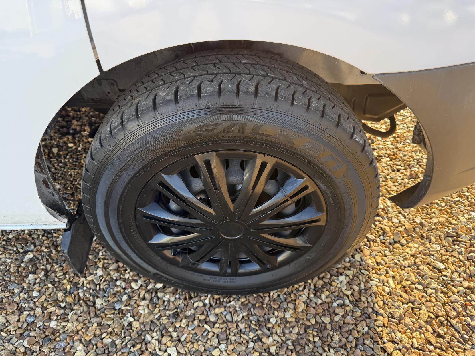 Ford Transit Custom 2.2 TDCi 290 Panel Van 5dr Diesel Manual L1 H1 (186 g/km, 98 bhp)