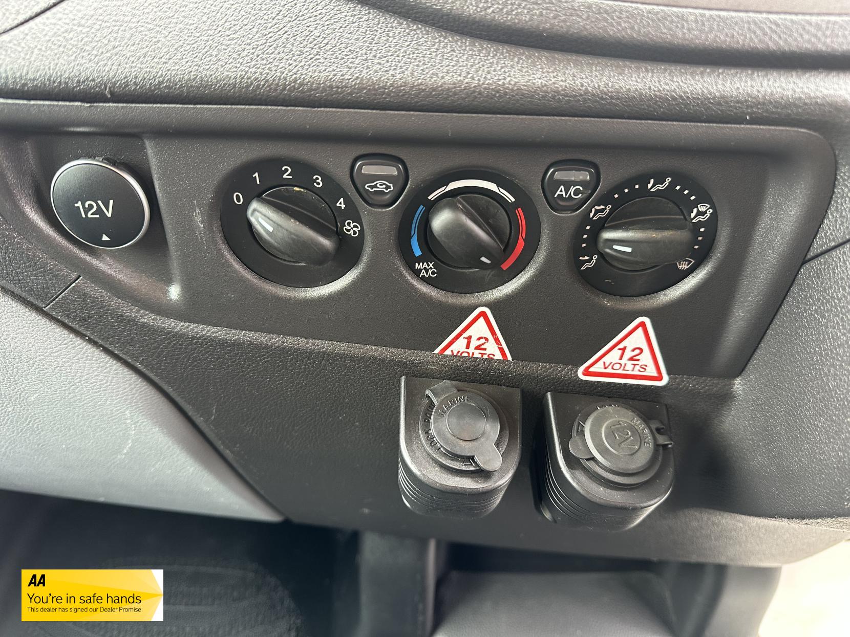 Ford Transit 2.0 350 EcoBlue Panel Van 5dr Diesel Manual RWD L2 H3 Euro 6 (130 ps)