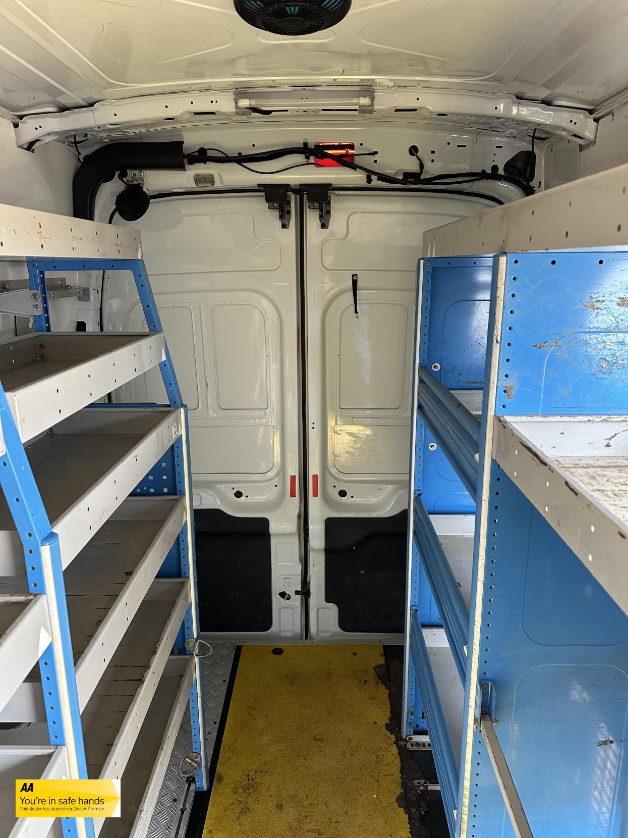 Ford Transit 2.0 350 EcoBlue Panel Van 5dr Diesel Manual RWD L2 H3 Euro 6 (130 ps)