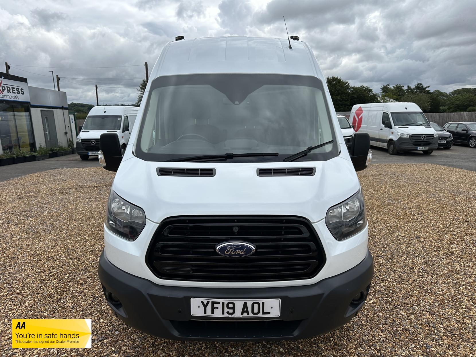 Ford Transit 2.0 350 EcoBlue Panel Van 5dr Diesel Manual RWD L2 H3 Euro 6 (130 ps)