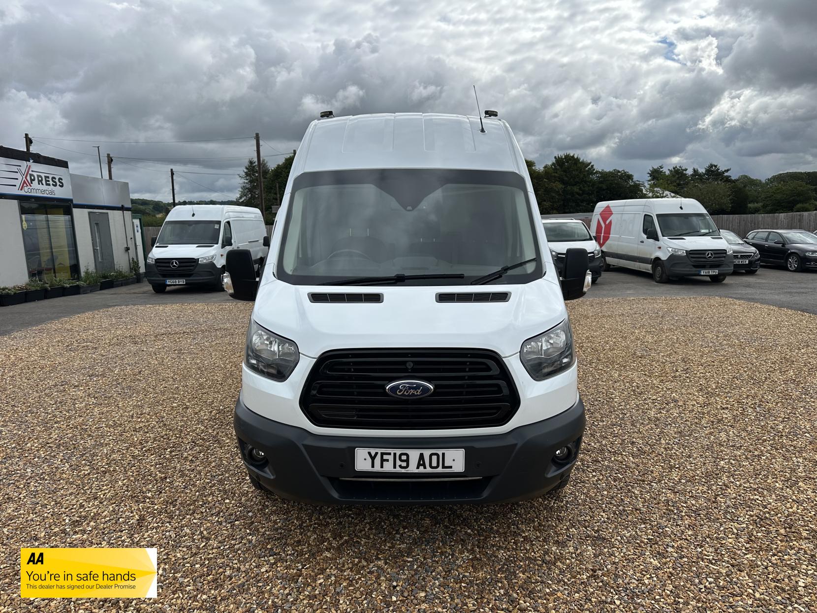 Ford Transit 2.0 350 EcoBlue Panel Van 5dr Diesel Manual RWD L2 H3 Euro 6 (130 ps)