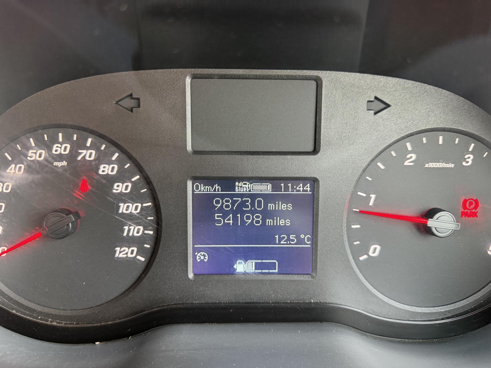 Mercedes-Benz Sprinter 2.1 316 CDI Panel Van 5dr Diesel Manual RWD L2 H2 Euro 6 (163 ps)