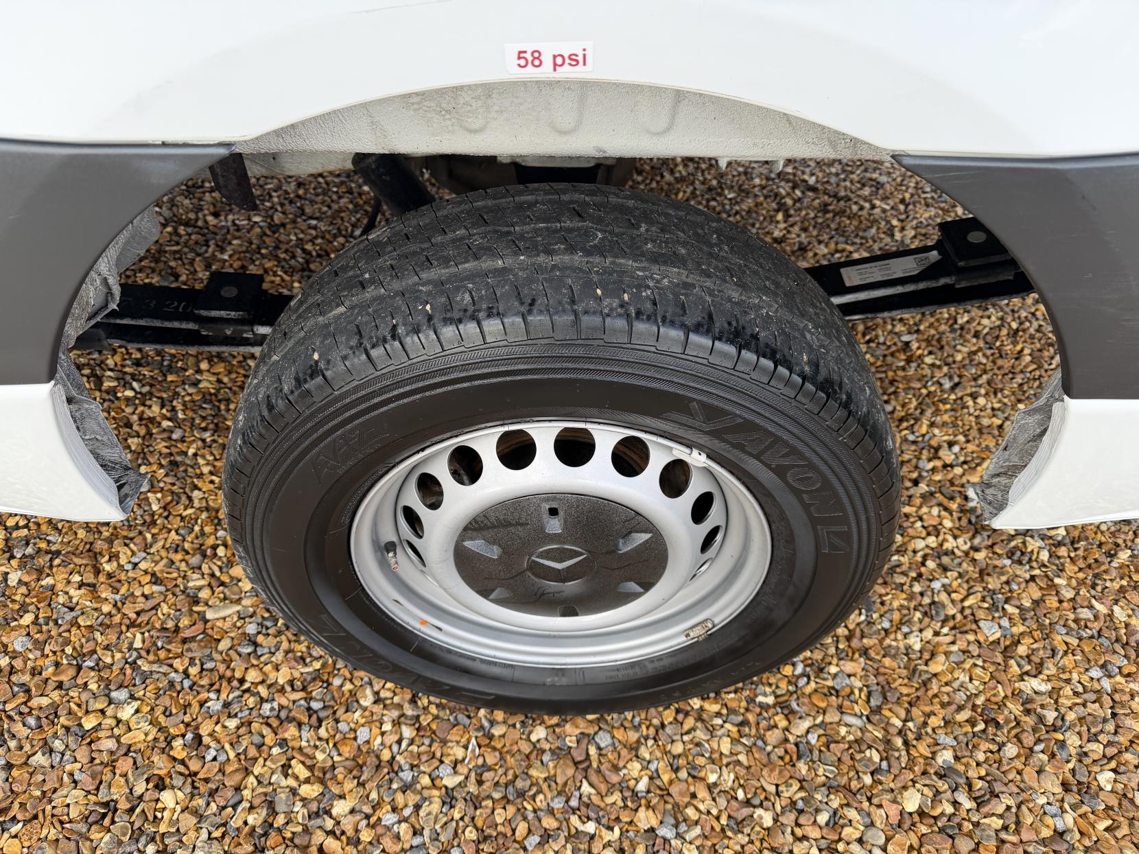 Mercedes-Benz Sprinter 2.1 316 CDI Panel Van 5dr Diesel Manual RWD L2 H2 Euro 6 (163 ps)