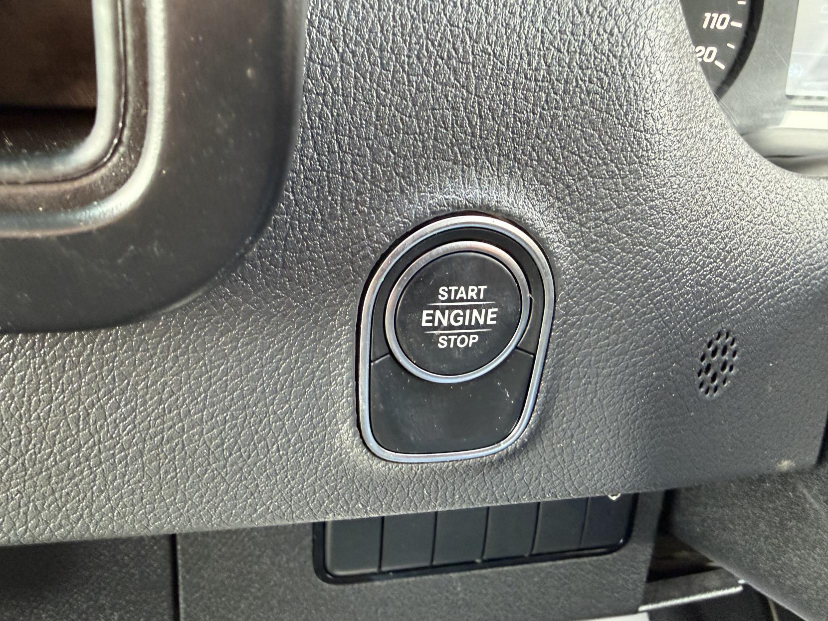 Mercedes-Benz Sprinter 2.1 316 CDI Panel Van 5dr Diesel Manual RWD L2 H2 Euro 6 (163 ps)