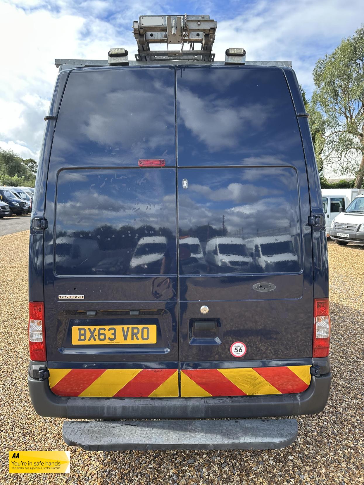 Ford Transit 2.2 TDCi 350 Panel Van 3dr Diesel Manual FWD L2 H3 (209 g/km, 123 bhp)