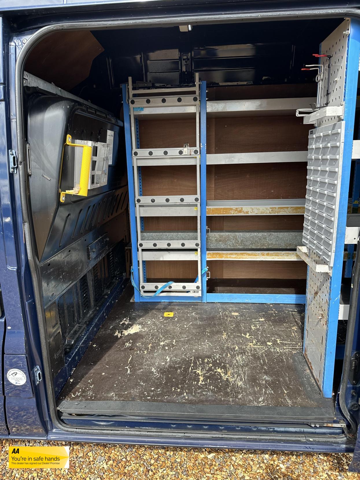 Ford Transit 2.2 TDCi 350 Panel Van 3dr Diesel Manual FWD L2 H3 (209 g/km, 123 bhp)