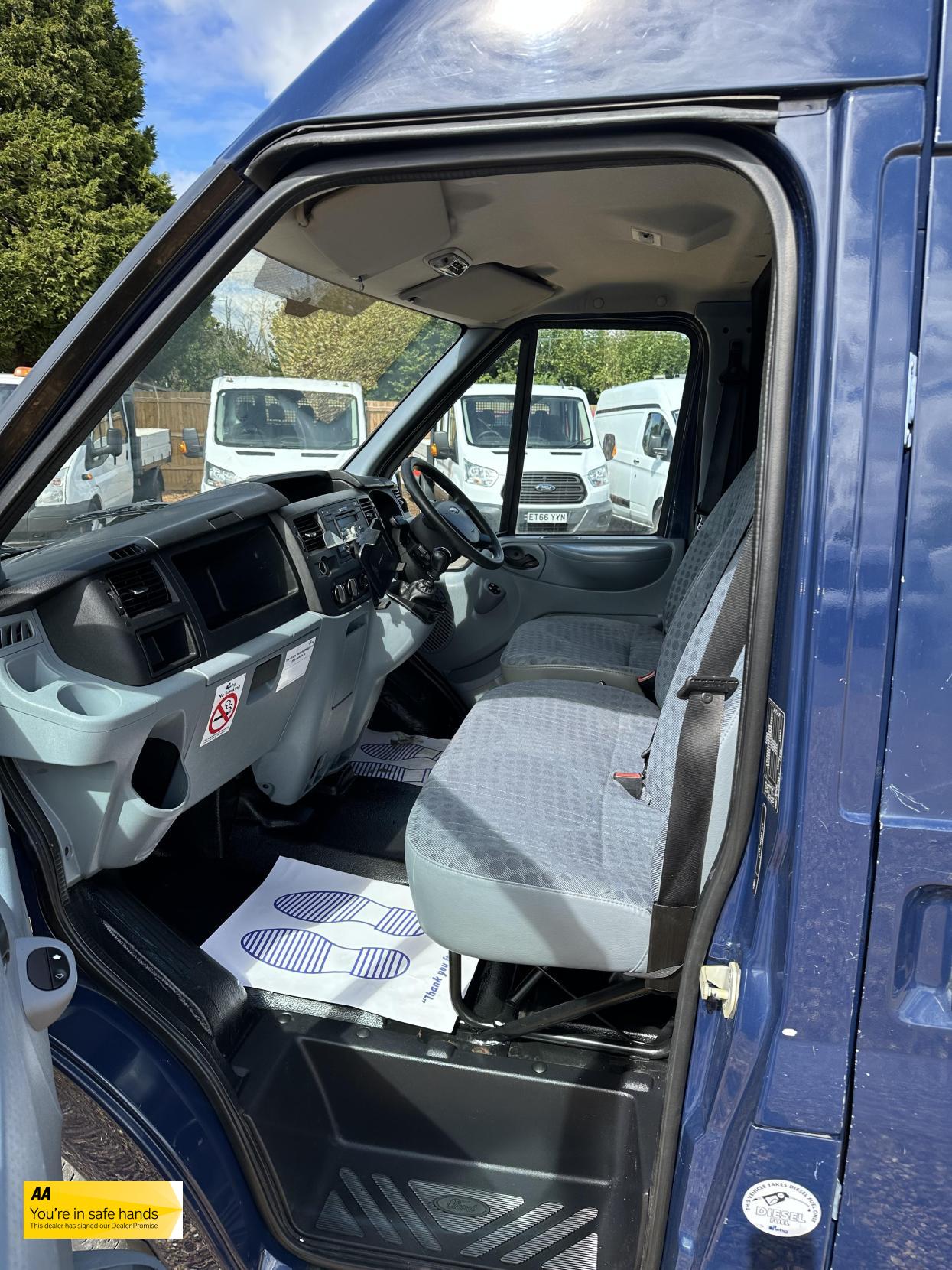 Ford Transit 2.2 TDCi 350 Panel Van 3dr Diesel Manual FWD L2 H3 (209 g/km, 123 bhp)