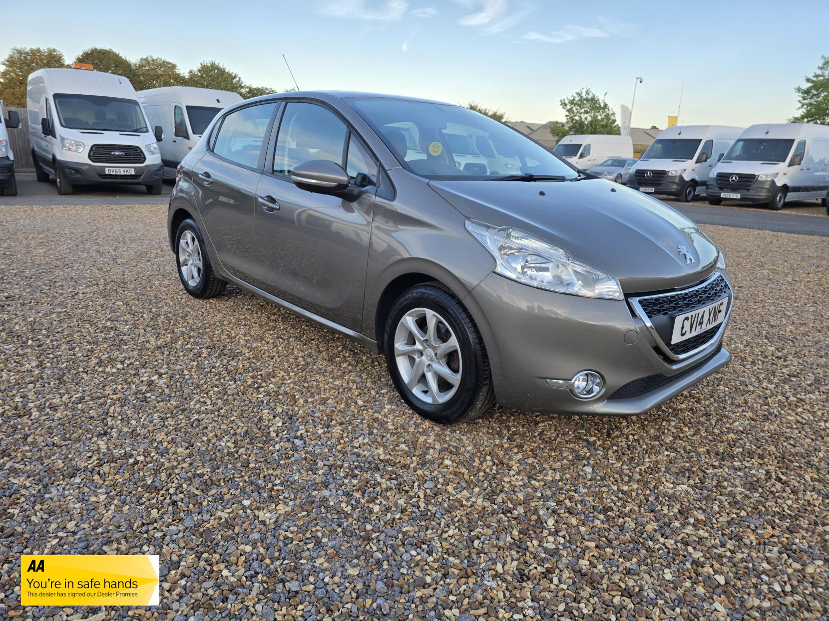 Peugeot 208 1.0 VTi Active Hatchback 5dr Petrol Manual Euro 5 (68 ps)