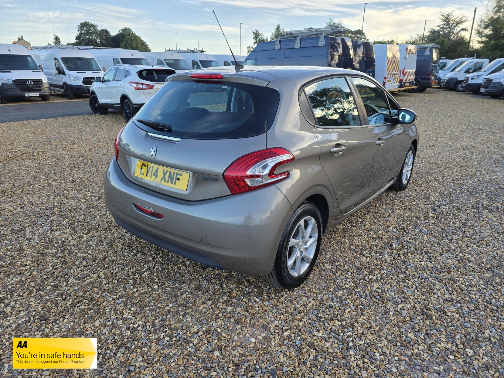 Peugeot 208 1.0 VTi Active Hatchback 5dr Petrol Manual Euro 5 (68 ps)