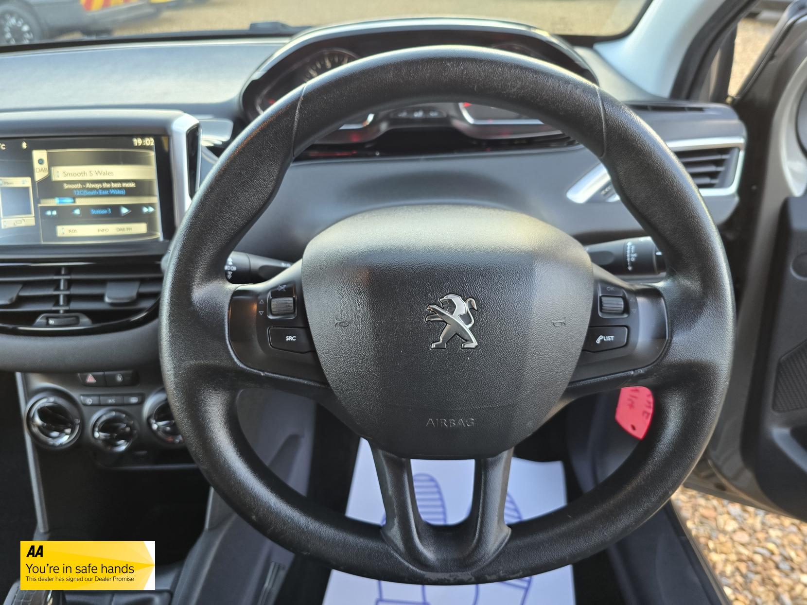 Peugeot 208 1.0 VTi Active Hatchback 5dr Petrol Manual Euro 5 (68 ps)