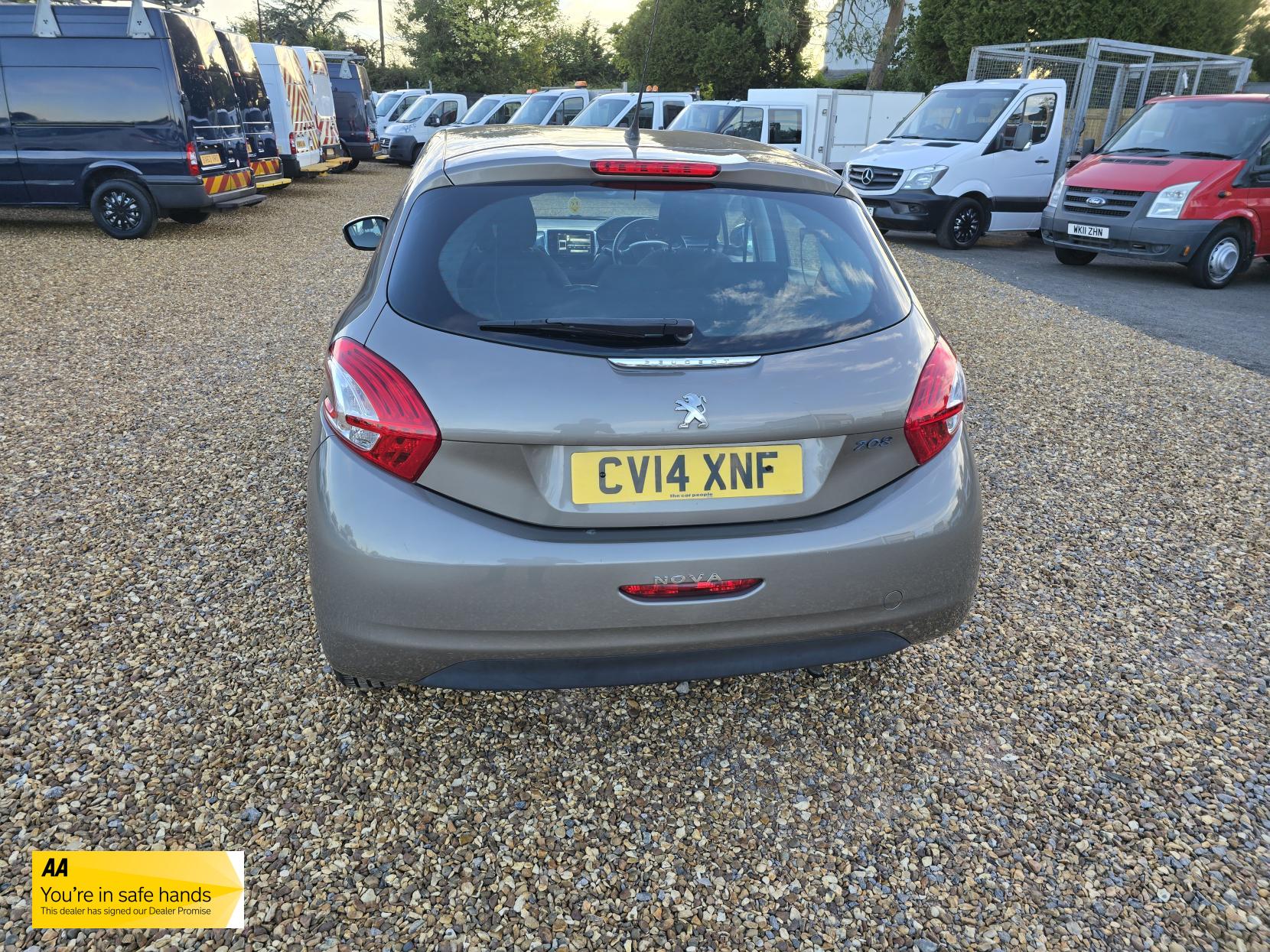 Peugeot 208 1.0 VTi Active Hatchback 5dr Petrol Manual Euro 5 (68 ps)