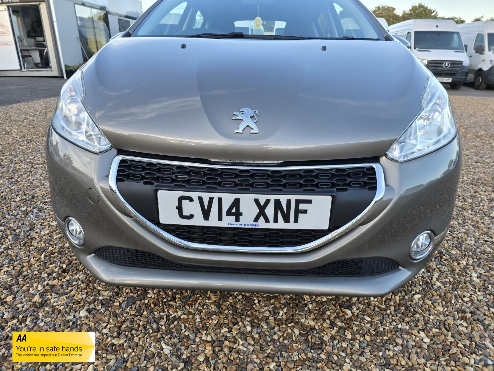 Peugeot 208 1.0 VTi Active Hatchback 5dr Petrol Manual Euro 5 (68 ps)