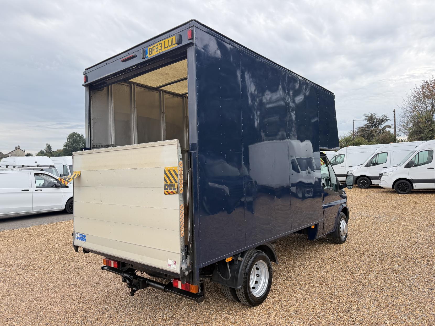 2013 Ford Transit - Thumbnail 11