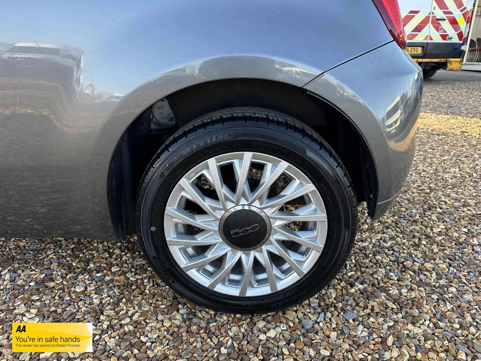 Fiat 500 1.2 Lounge Hatchback 3dr Petrol Manual Euro 6 (s/s) (69 bhp)