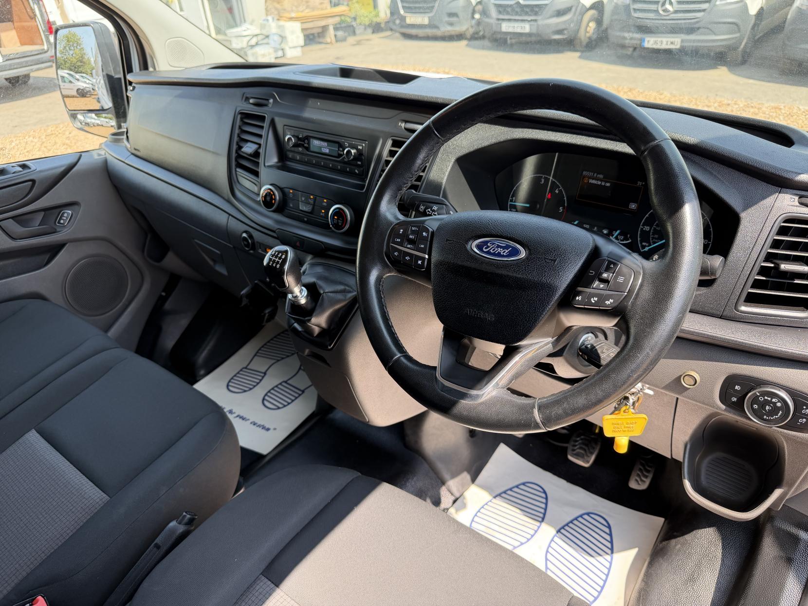 2019 Ford Transit Custom 2.0 320 EcoBlue Panel Van 5dr Diesel Manual L2 H2 Euro 6 (130 ps) - Thumbnail 2