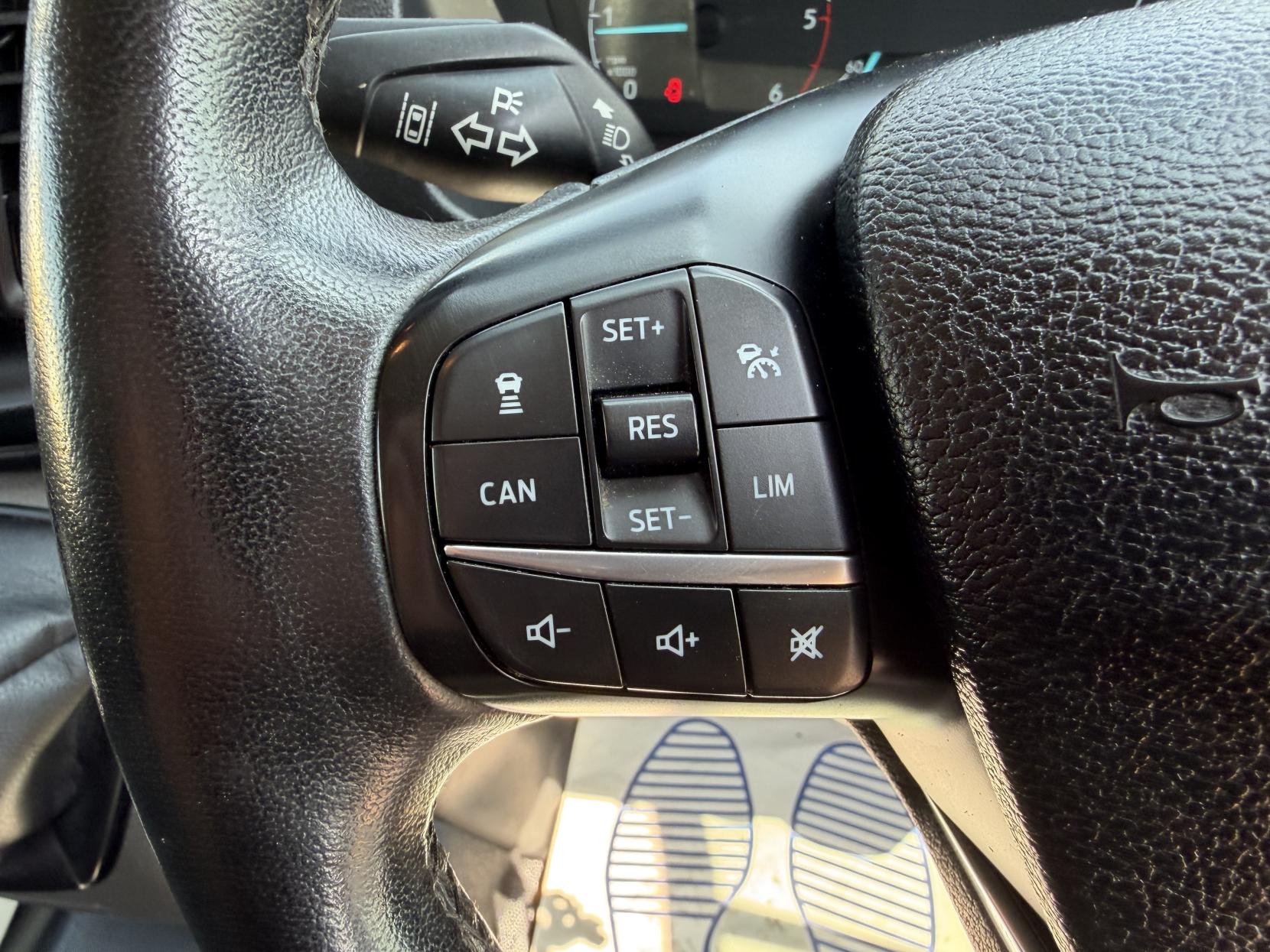 2019 Ford Transit Custom 2.0 320 EcoBlue Panel Van 5dr Diesel Manual L2 H2 Euro 6 (130 ps) - Thumbnail 42