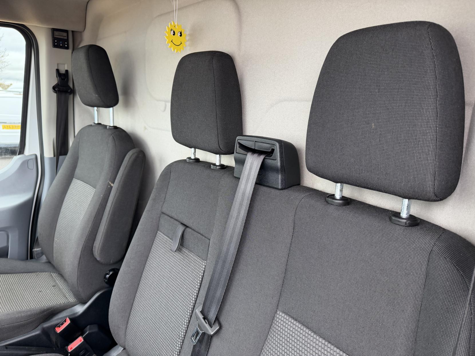 Ford Transit 2.0 350 EcoBlue Panel Van 5dr Diesel Manual RWD L2 H3 Euro 6 (130 ps)