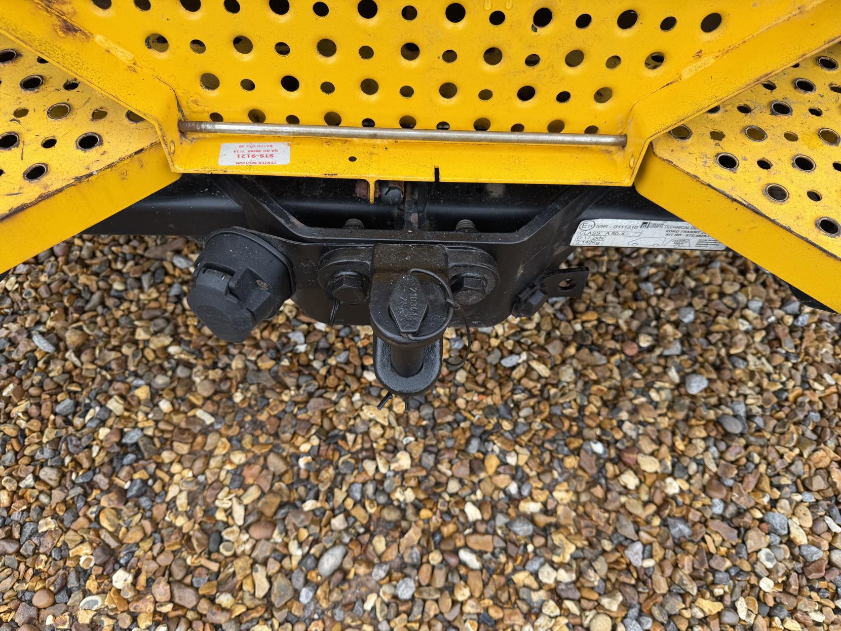 Ford Transit 2.0 350 EcoBlue Panel Van 5dr Diesel Manual RWD L2 H3 Euro 6 (130 ps)