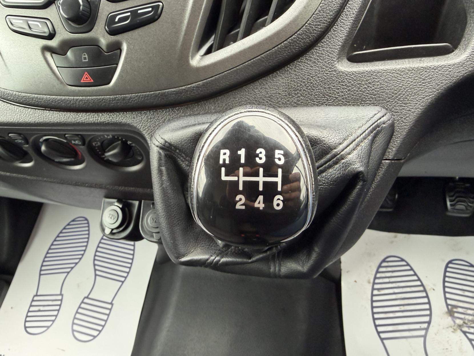 Ford Transit 2.0 350 EcoBlue Panel Van 5dr Diesel Manual RWD L2 H3 Euro 6 (130 ps)