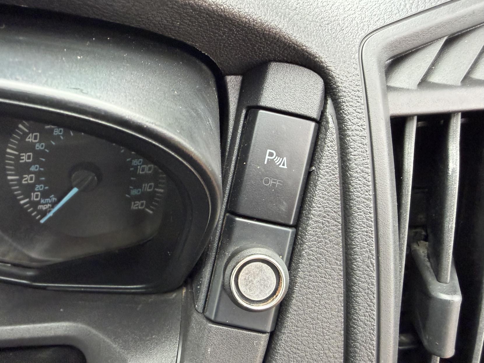 Ford Transit 2.0 350 EcoBlue Panel Van 5dr Diesel Manual RWD L2 H3 Euro 6 (130 ps)