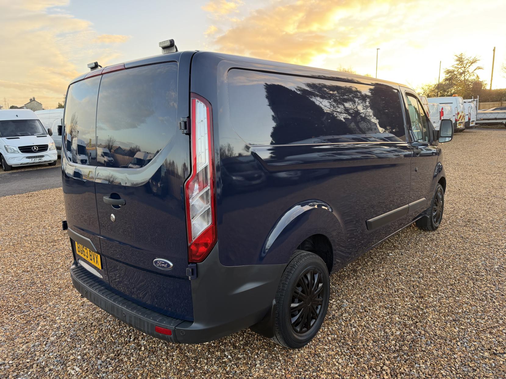 Ford Transit Custom 2.2 TDCi 330 Trend Panel Van 5dr Diesel Manual L2 H1 (197 g/km, 123 bhp)