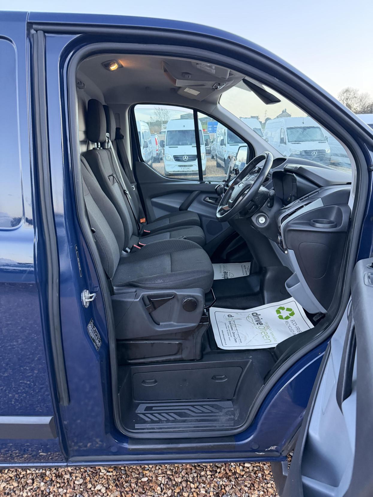 Ford Transit Custom 2.2 TDCi 330 Trend Panel Van 5dr Diesel Manual L2 H1 (197 g/km, 123 bhp)