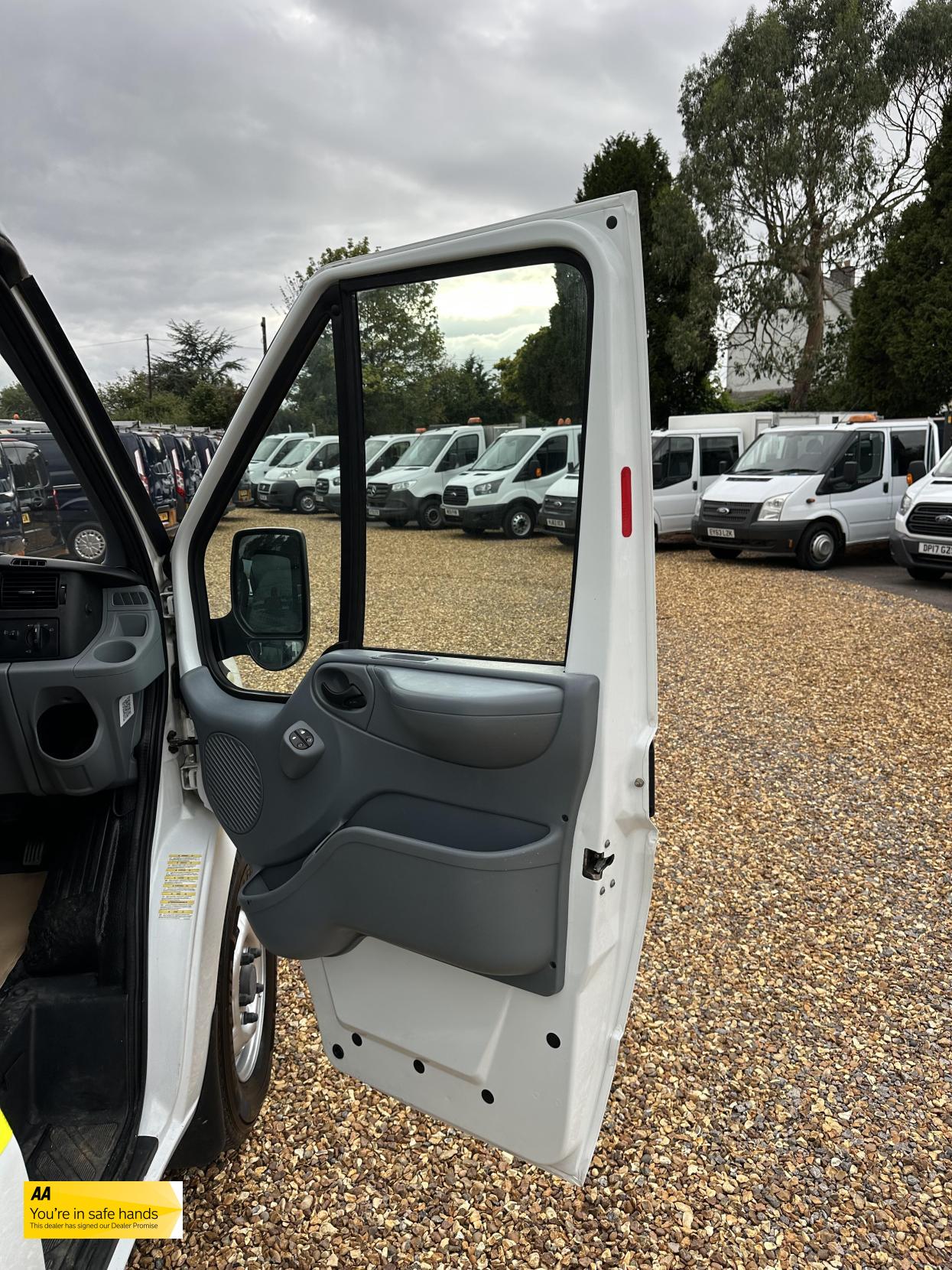 Ford Transit 2.2 TDCi 350 Panel Van 3dr Diesel Manual RWD L3 H3 (224 g/km, 98 bhp)