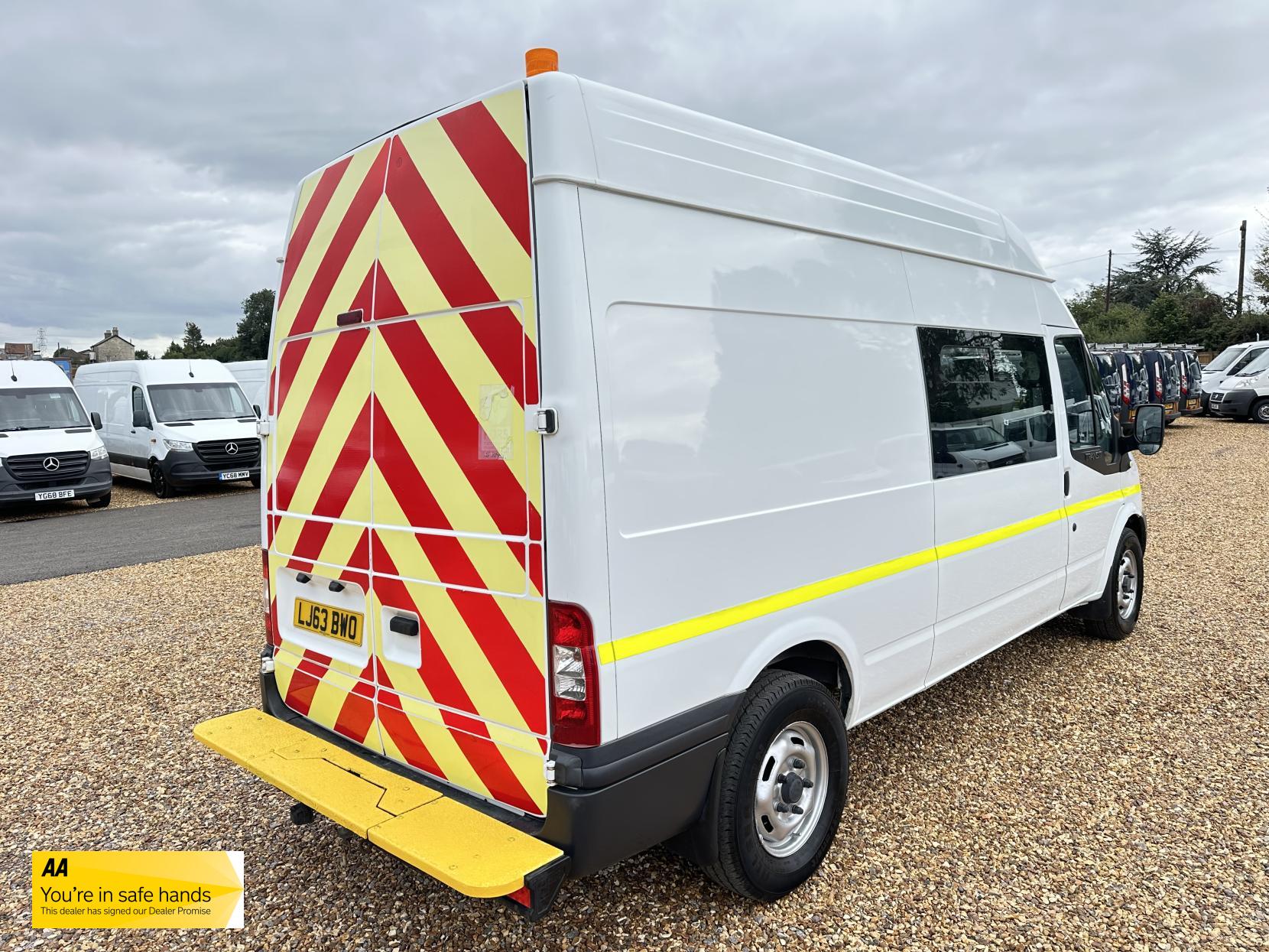 Ford Transit 2.2 TDCi 350 Panel Van 3dr Diesel Manual RWD L3 H3 (224 g/km, 98 bhp)