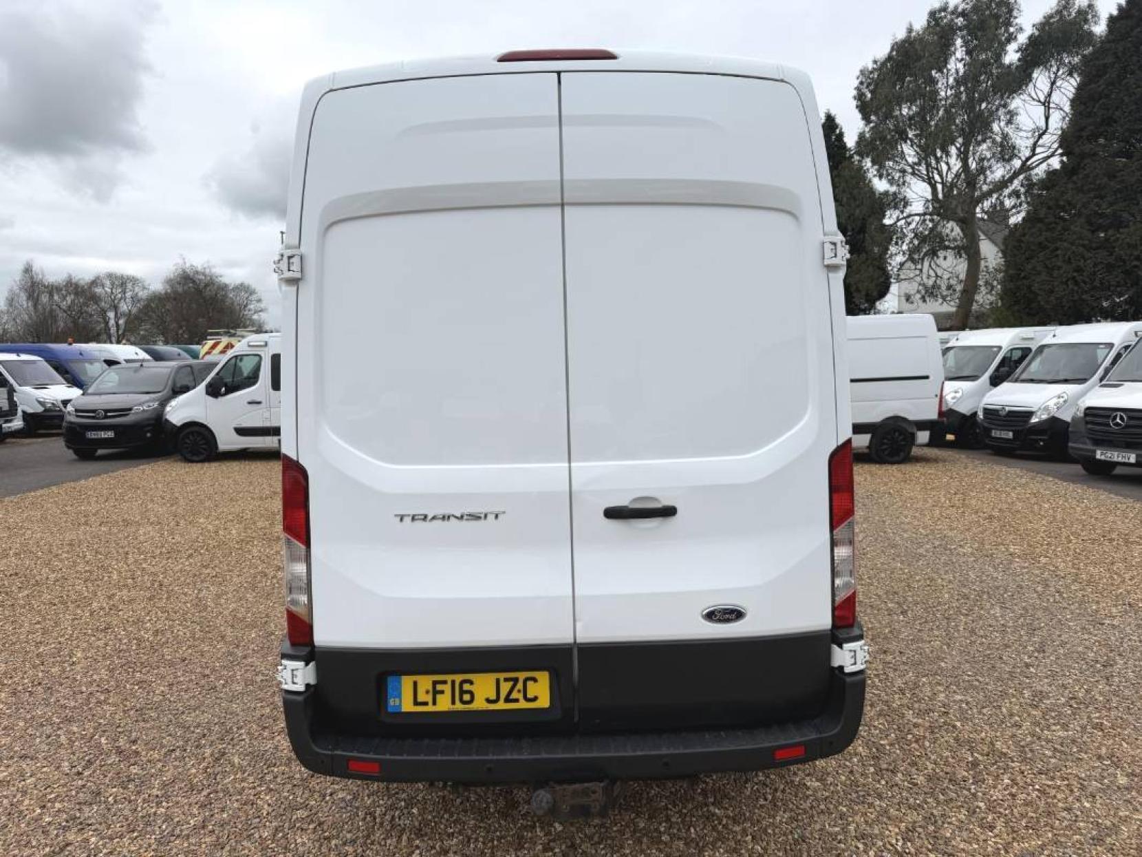 Ford Transit 2.2 TDCi 350 Panel Van 5dr Diesel Manual RWD L3 H3 Euro 5 (125 ps)