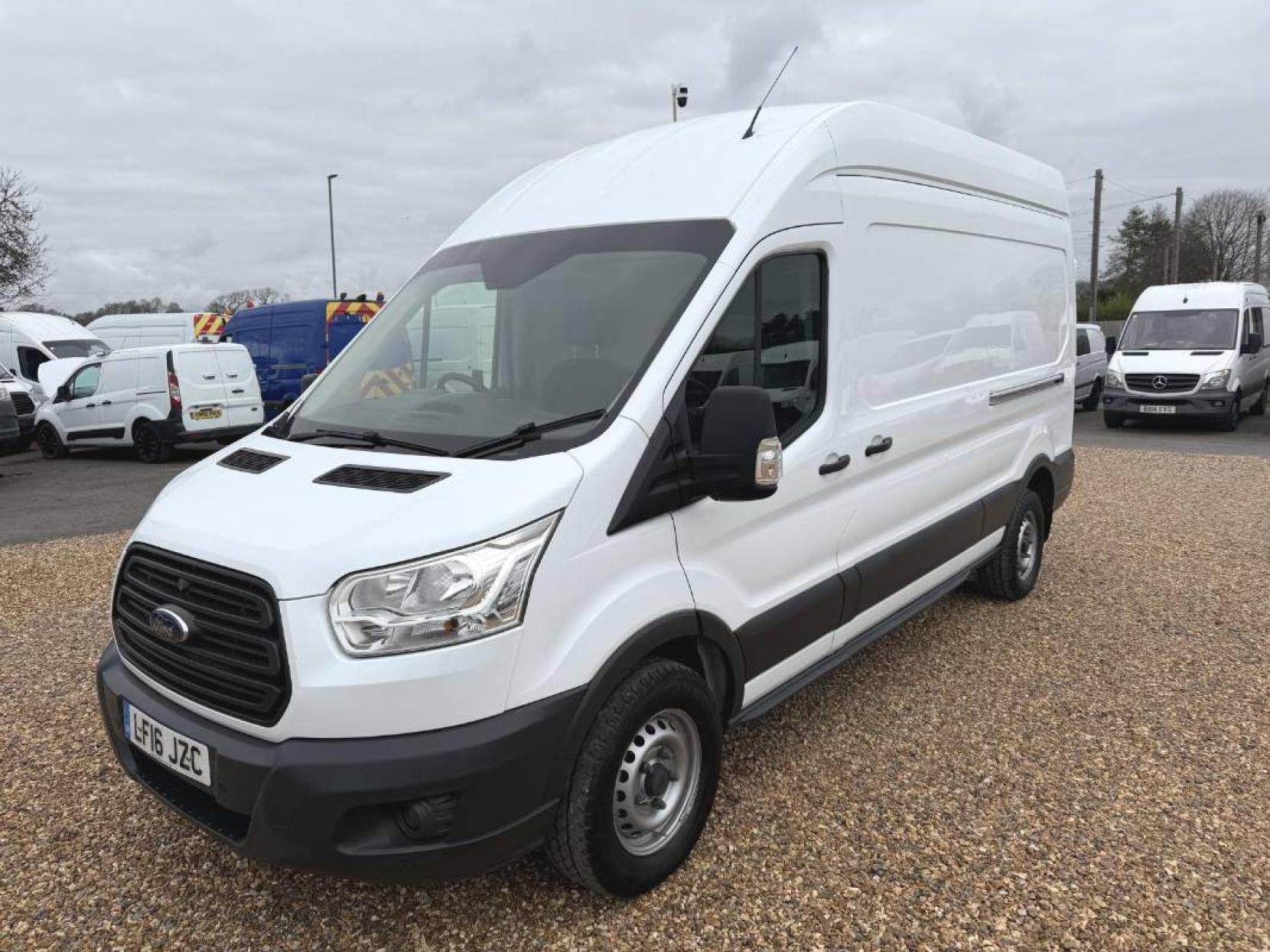 Ford Transit 2.2 TDCi 350 Panel Van 5dr Diesel Manual RWD L3 H3 Euro 5 (125 ps)