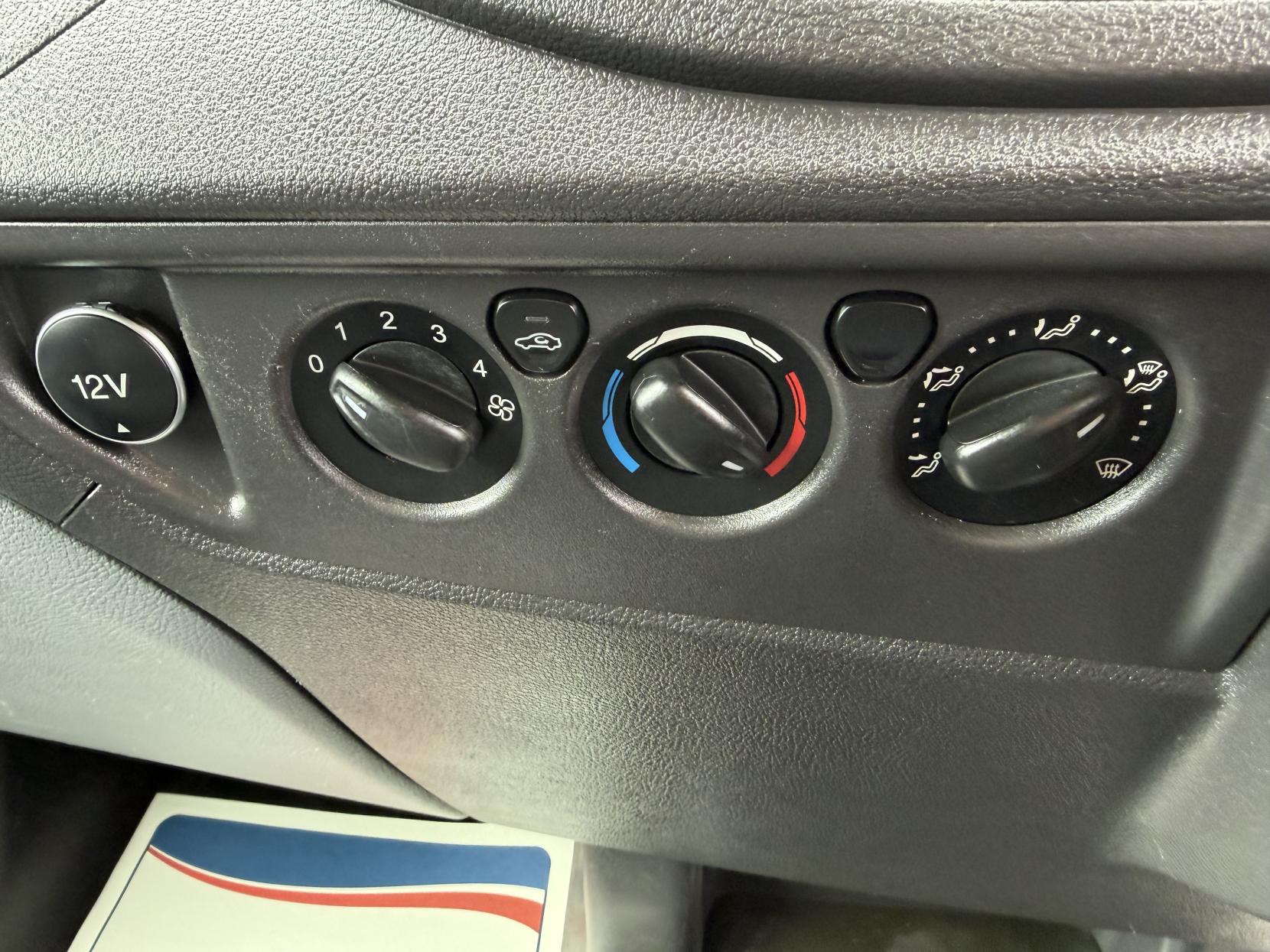 Ford Transit 2.2 TDCi 350 Panel Van 5dr Diesel Manual RWD L3 H3 Euro 5 (125 ps)