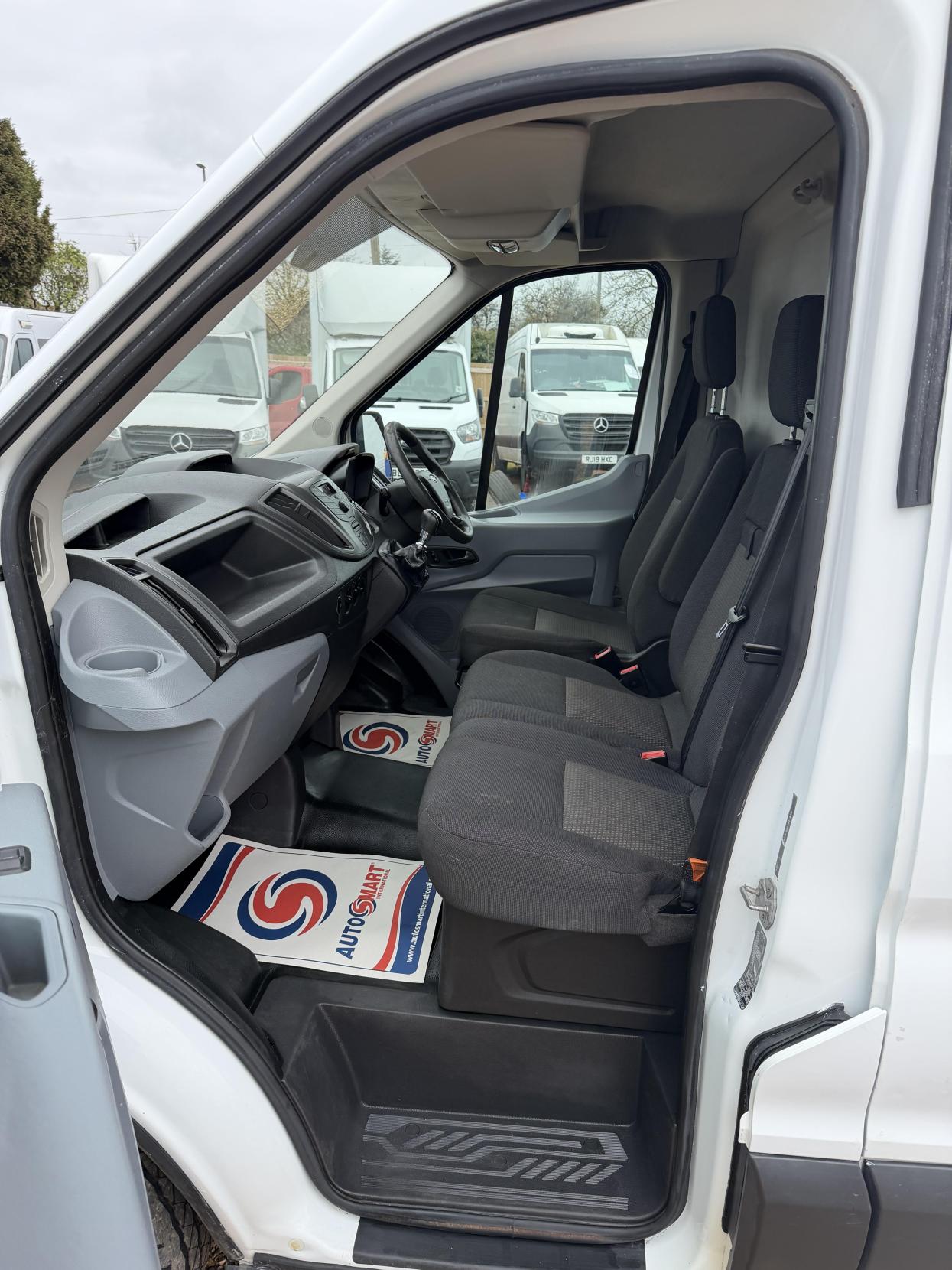 Ford Transit 2.2 TDCi 350 Panel Van 5dr Diesel Manual RWD L3 H3 Euro 5 (125 ps)