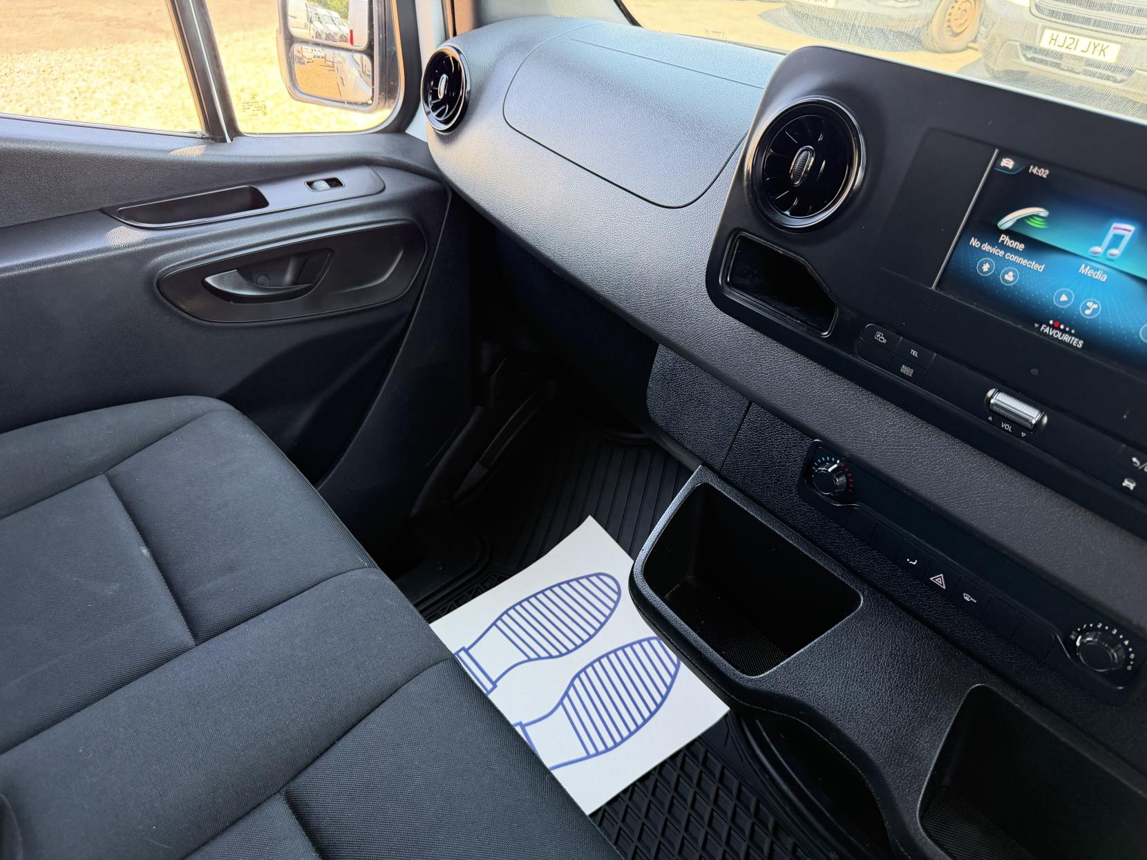 2019 Mercedes-Benz Sprinter 2.1 314 CDI Progressive Panel Van 5dr Diesel G-Tronic FWD L1 H1 Euro 6 (s/s) (143 ps) - Thumbnail 51