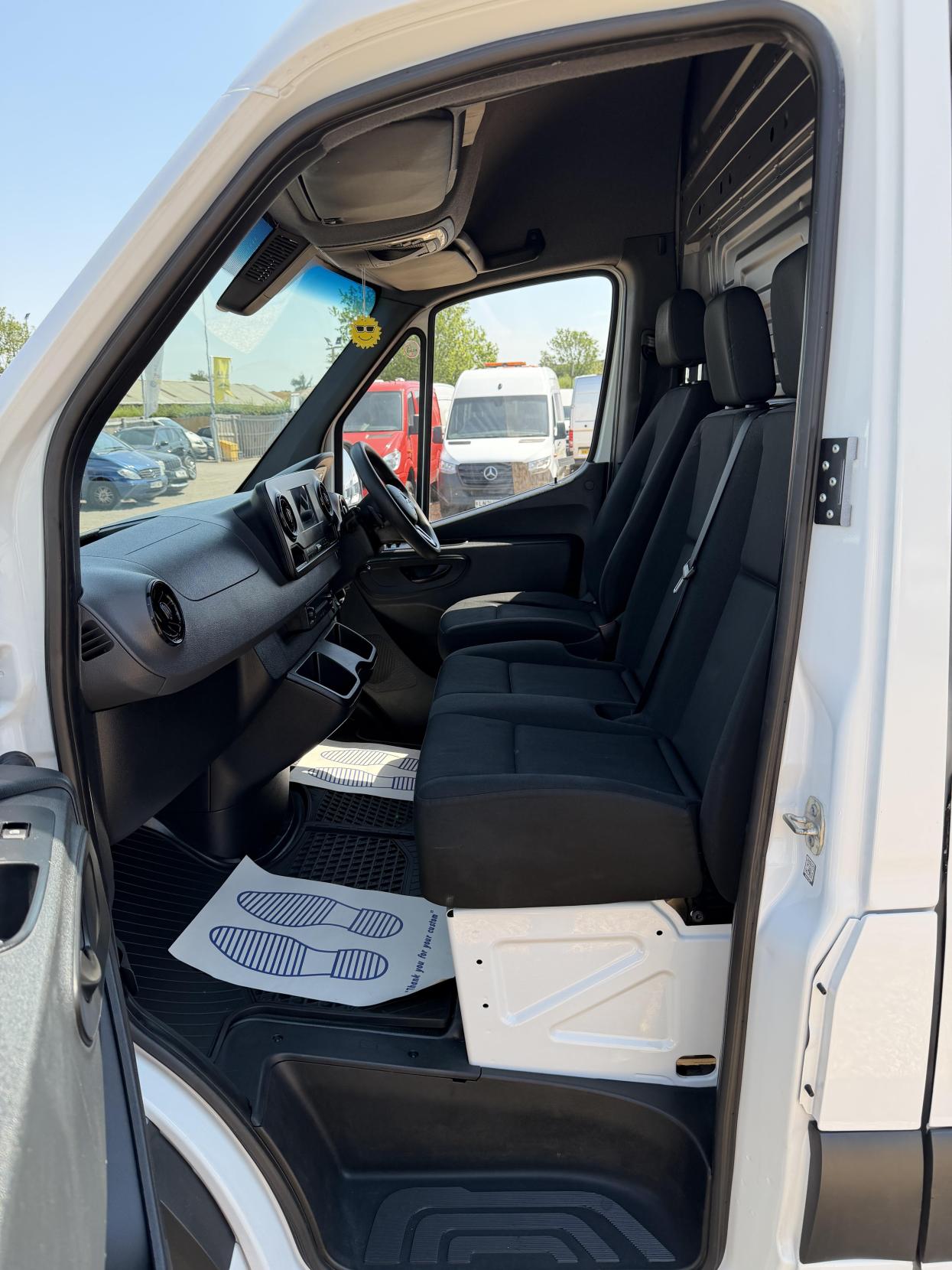 2019 Mercedes-Benz Sprinter 2.1 314 CDI Progressive Panel Van 5dr Diesel G-Tronic FWD L1 H1 Euro 6 (s/s) (143 ps) - Thumbnail 23