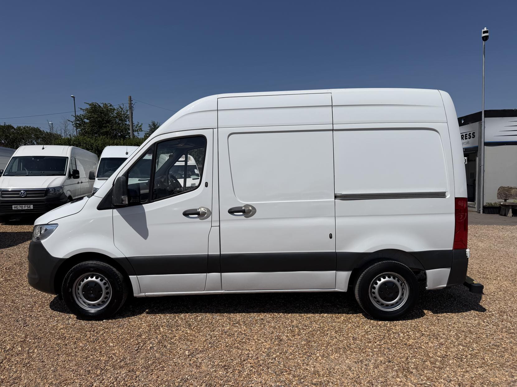 2019 Mercedes-Benz Sprinter 2.1 314 CDI Progressive Panel Van 5dr Diesel G-Tronic FWD L1 H1 Euro 6 (s/s) (143 ps) - Thumbnail 8