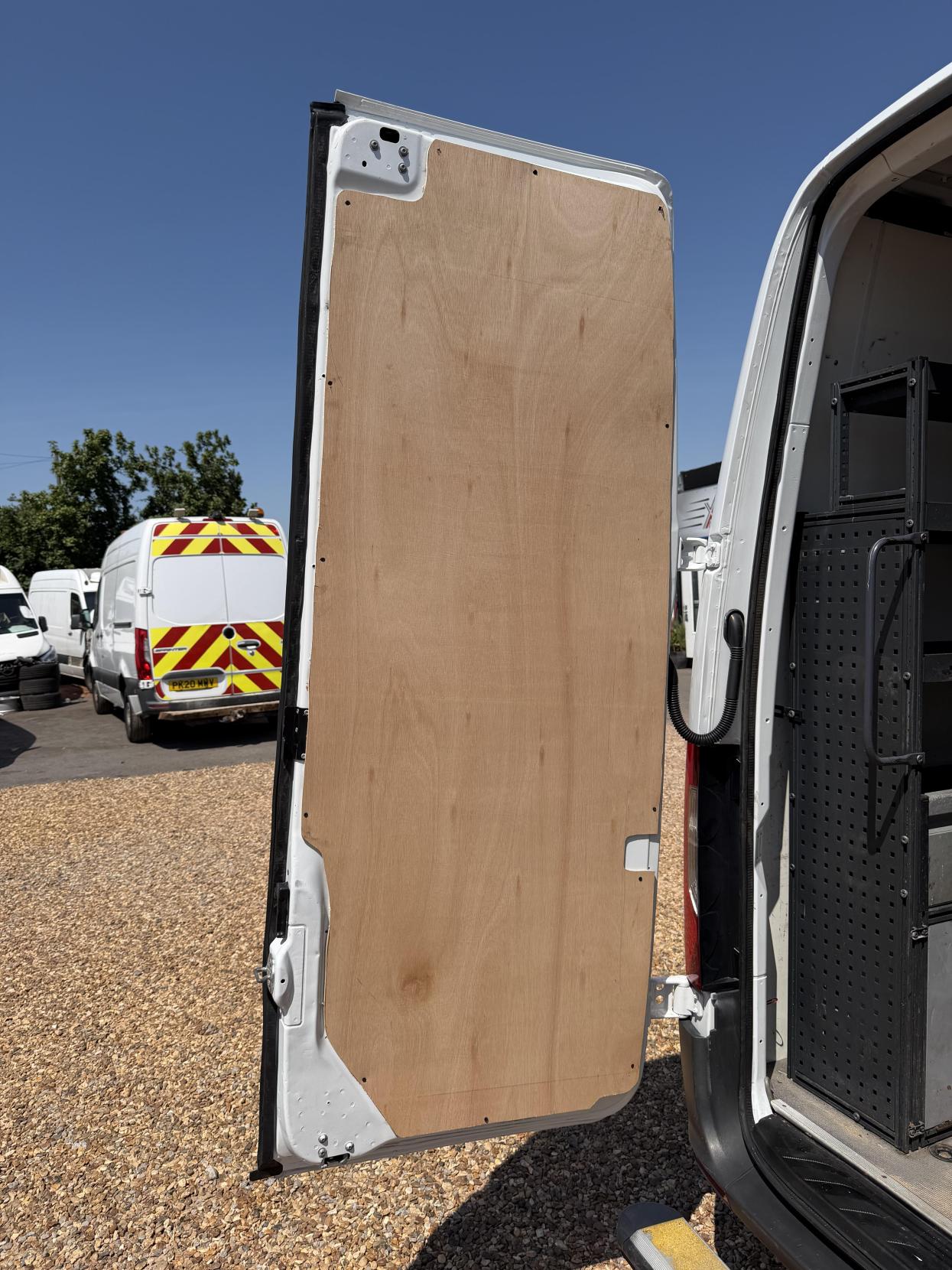 2019 Mercedes-Benz Sprinter 2.1 314 CDI Progressive Panel Van 5dr Diesel G-Tronic FWD L1 H1 Euro 6 (s/s) (143 ps) - Thumbnail 32