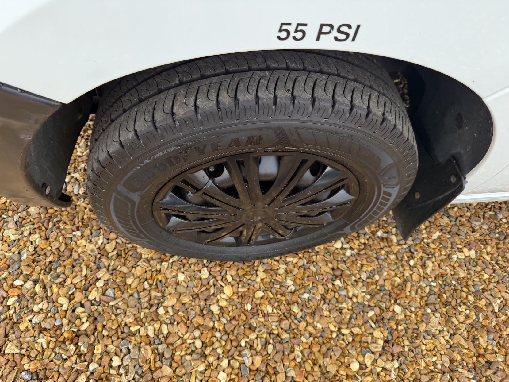 Vauxhall Movano 2.3 CDTi 3500 Panel Van 5dr Diesel Manual FWD L2 H2 Euro 6 (130 ps)