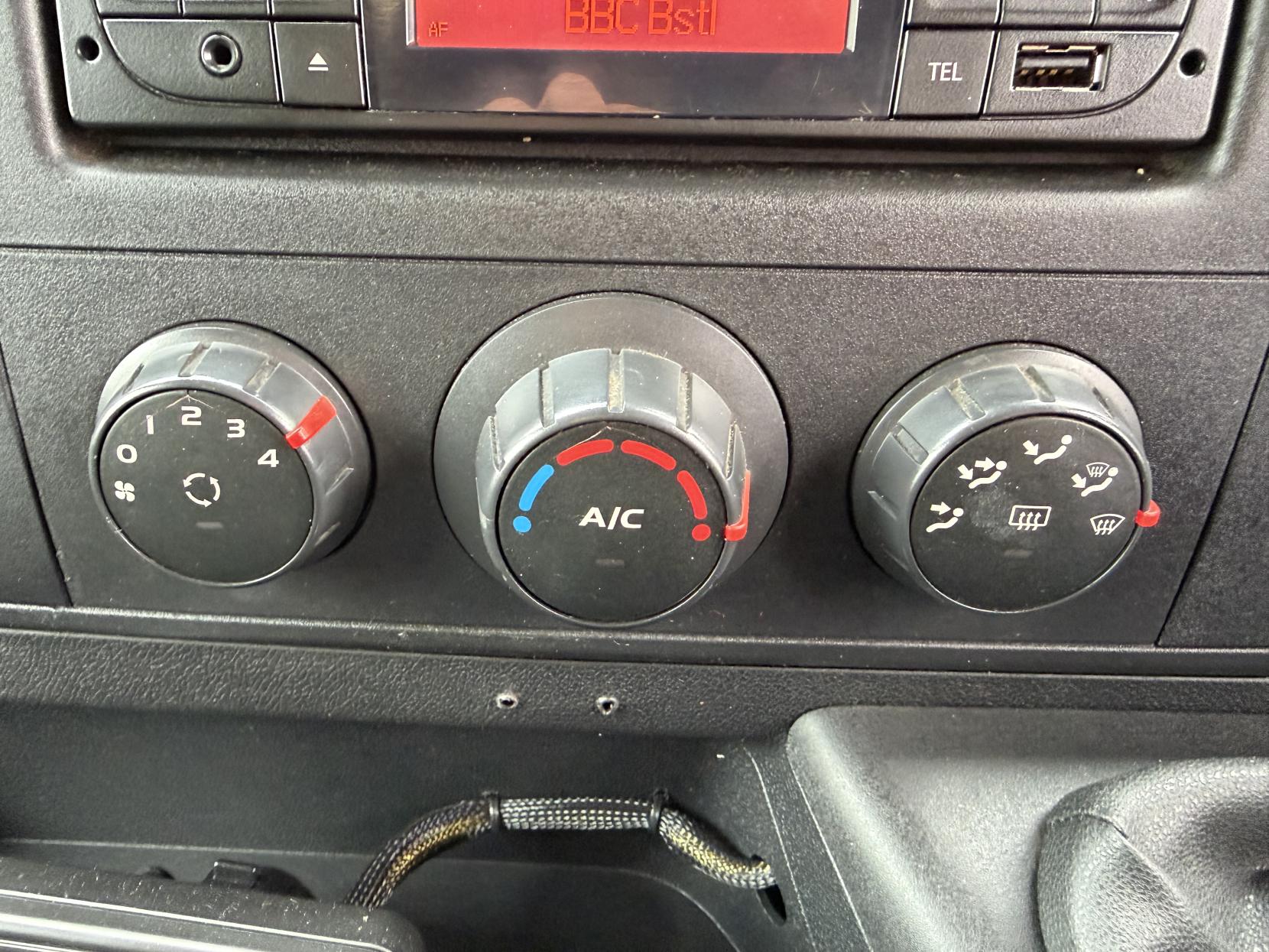 Vauxhall Movano 2.3 CDTi 3500 Panel Van 5dr Diesel Manual FWD L2 H2 Euro 6 (130 ps)