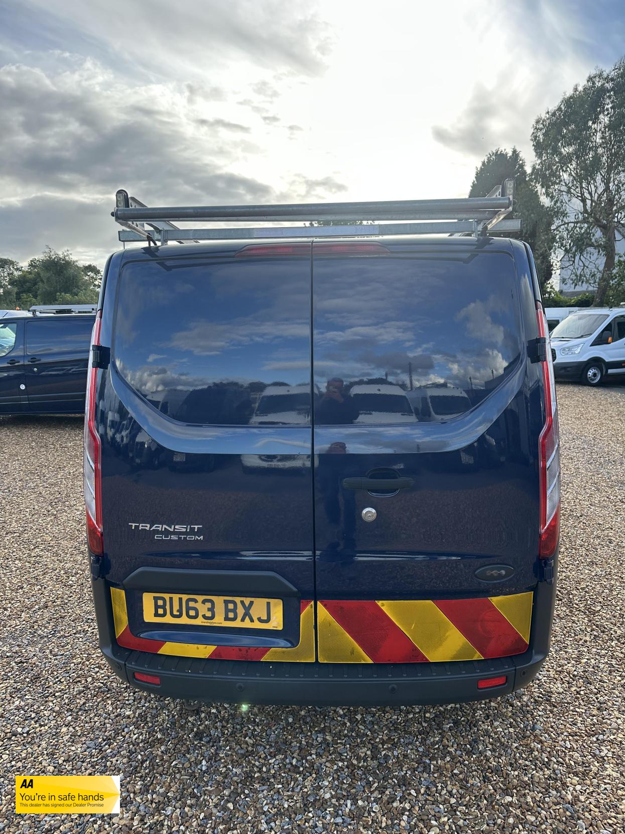 Ford Transit Custom 2.2 TDCi 330 Trend Panel Van 5dr Diesel Manual L2 H1 (197 g/km, 123 bhp)