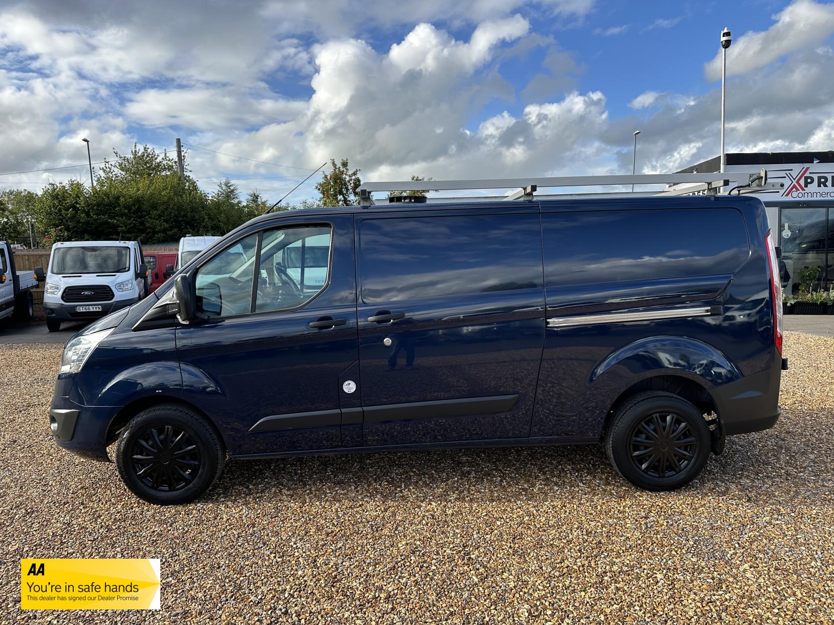 Ford Transit Custom 2.2 TDCi 330 Trend Panel Van 5dr Diesel Manual L2 H1 (197 g/km, 123 bhp)