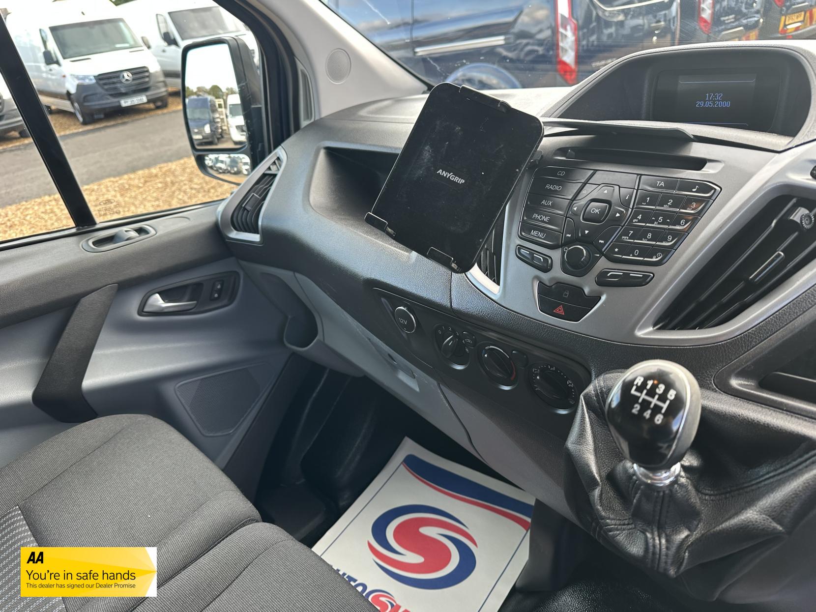 Ford Transit Custom 2.2 TDCi 330 Trend Panel Van 5dr Diesel Manual L2 H1 (197 g/km, 123 bhp)