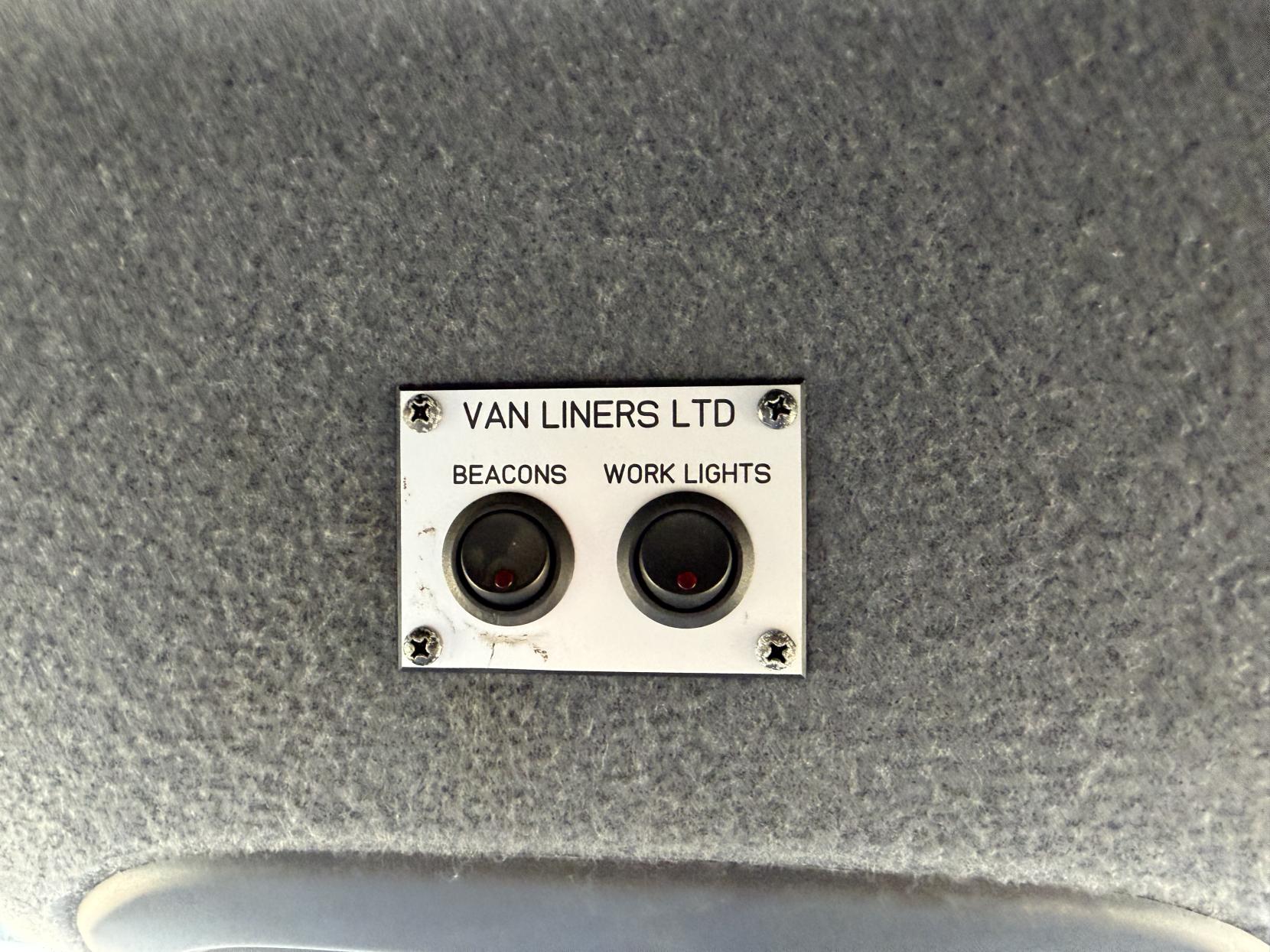 2019 Mercedes-Benz Sprinter 2.1 316 CDI Panel Van 5dr Diesel Manual RWD L2 H2 Euro 6 (163 ps) - Thumbnail 34