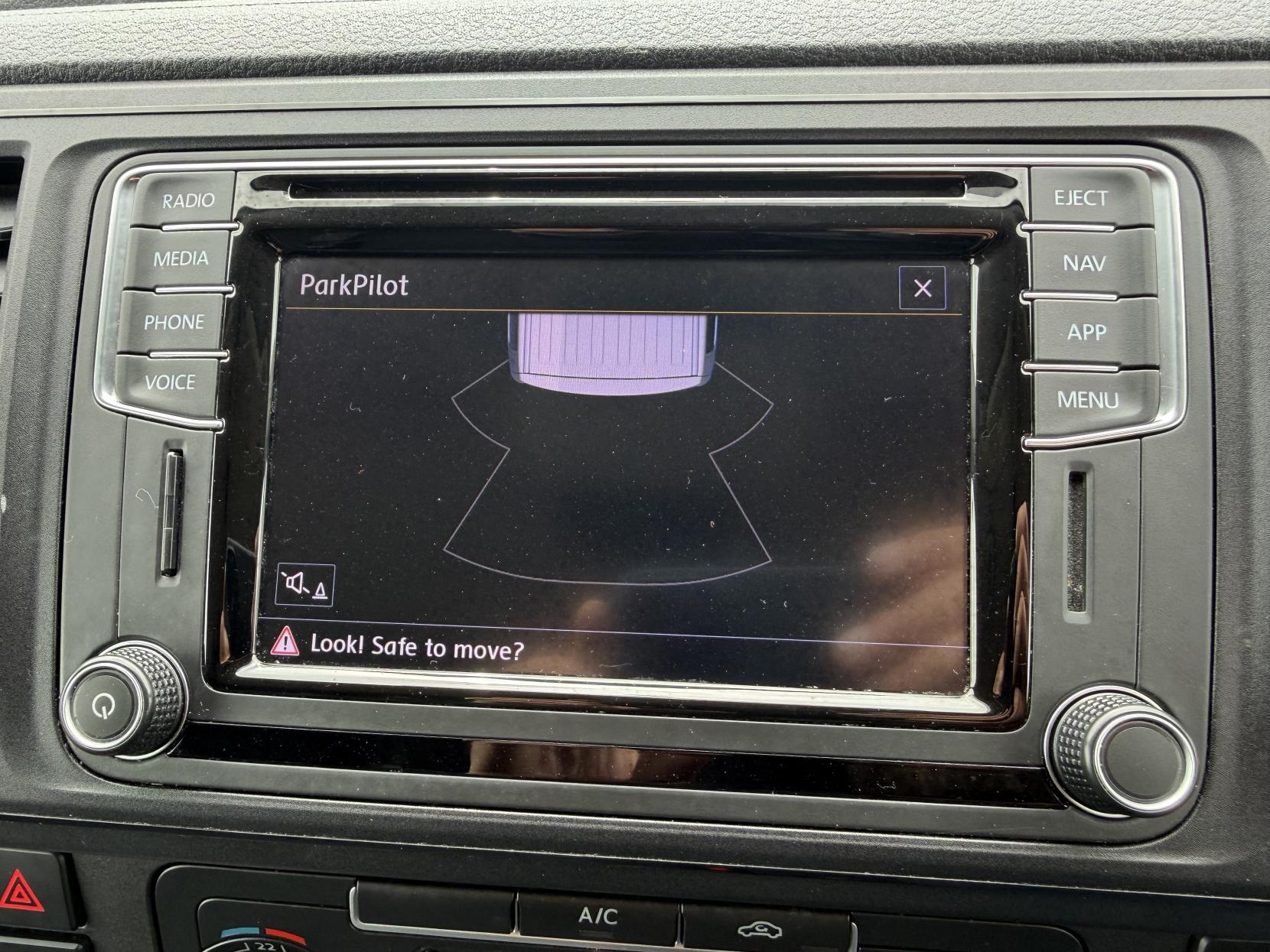2020 Volkswagen Transporter 2.0 TDI T28 Trendline Panel Van 5dr Diesel Manual FWD LWB Euro 6 (s/s) (102 ps) - Thumbnail 46