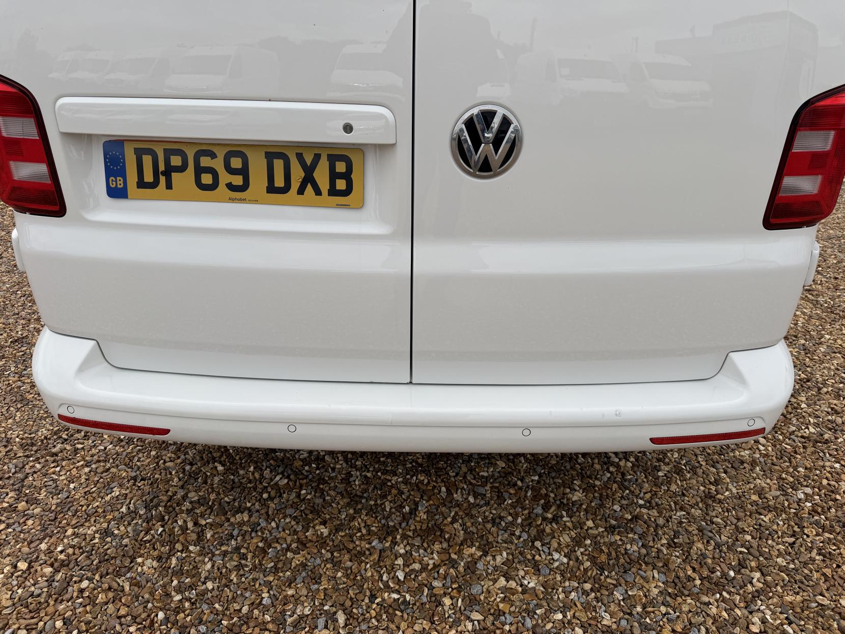 2020 Volkswagen Transporter 2.0 TDI T28 Trendline Panel Van 5dr Diesel Manual FWD LWB Euro 6 (s/s) (102 ps) - Thumbnail 33