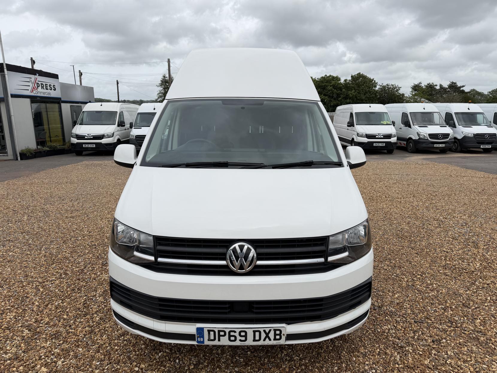 2020 Volkswagen Transporter 2.0 TDI T28 Trendline Panel Van 5dr Diesel Manual FWD LWB Euro 6 (s/s) (102 ps) - Thumbnail 6