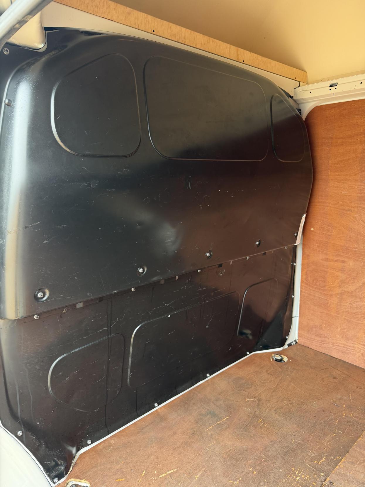 2020 Volkswagen Transporter 2.0 TDI T28 Trendline Panel Van 5dr Diesel Manual FWD LWB Euro 6 (s/s) (102 ps) - Thumbnail 25