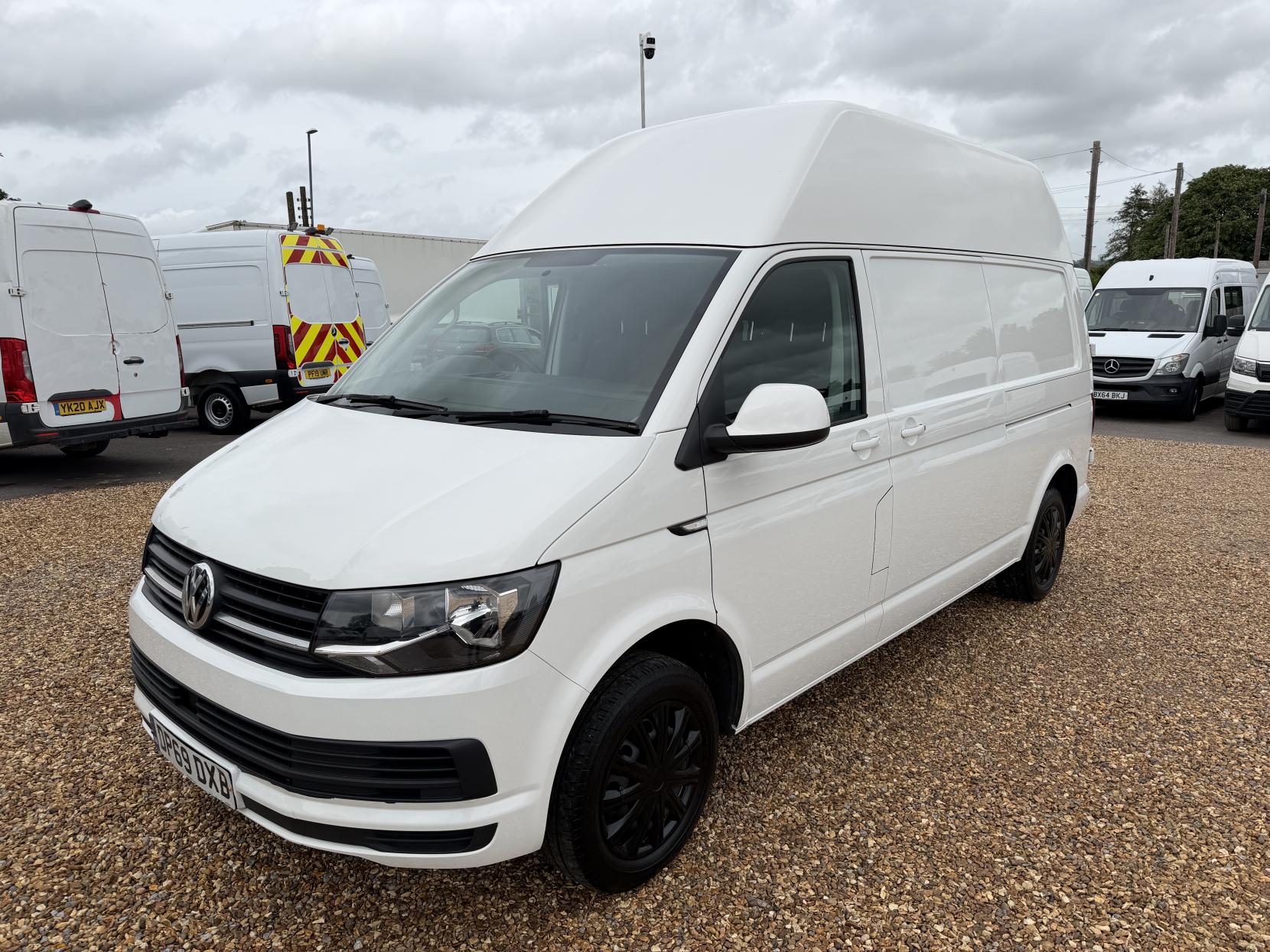 2020 Volkswagen Transporter 2.0 TDI T28 Trendline Panel Van 5dr Diesel Manual FWD LWB Euro 6 (s/s) (102 ps) - Thumbnail 7
