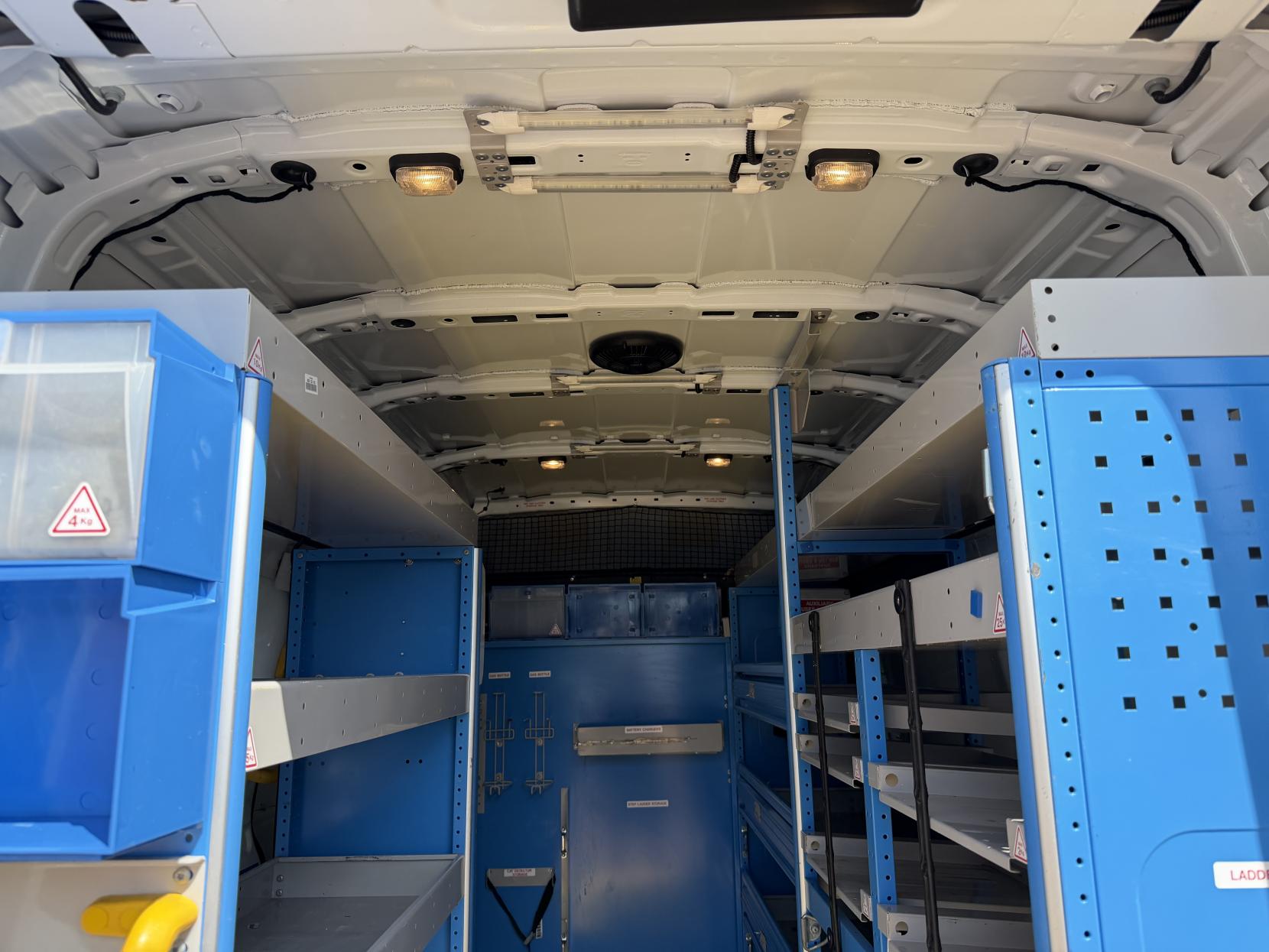 2018 Ford Transit Custom 2.0 320 EcoBlue Panel Van 5dr Diesel Manual L2 H2 Euro 6 (130 ps) - Thumbnail 38