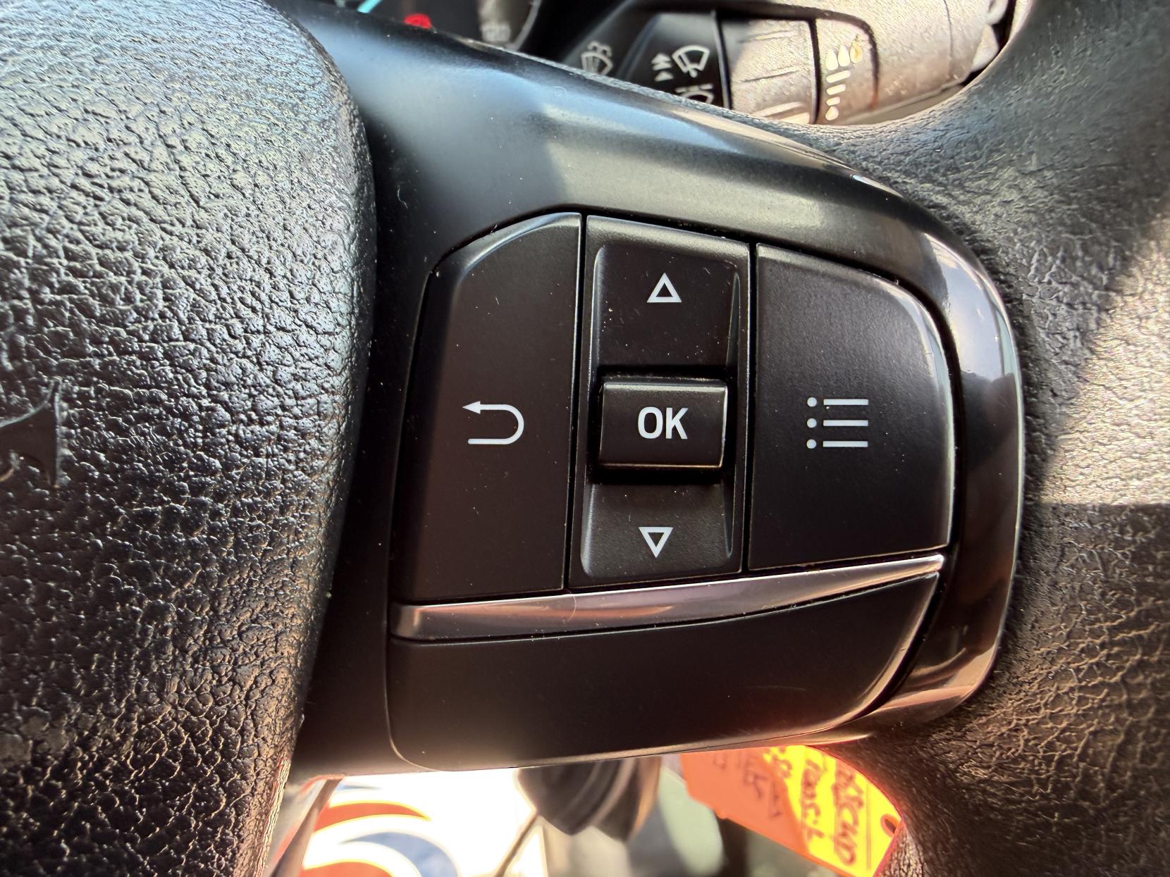 2018 Ford Transit Custom 2.0 320 EcoBlue Panel Van 5dr Diesel Manual L2 H2 Euro 6 (130 ps) - Thumbnail 47